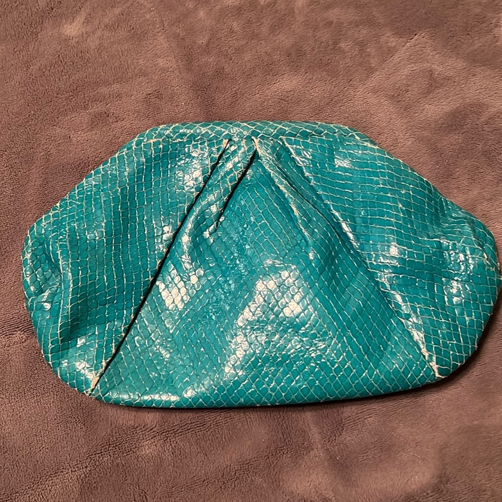 Vintage Club Monaco turquoise snakeskin clutch with strong magnet closure
